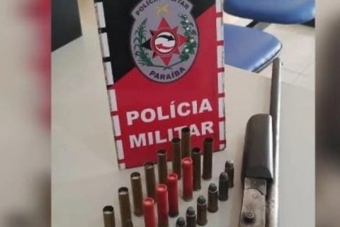 Homem é preso em flagrante por porte ilegal de arma, em Ibiara