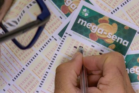 Mega-Sena 2706: sorteio deste sábado tem prêmio estimado em R$ 4 milhões
