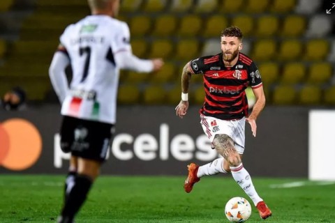 Flamengo perde para o Palestino, se complica na Libertadores e vê pressão aumentar em Tite