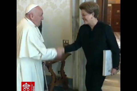 Papa Francisco recebe Dilma Rousseff no Vaticano