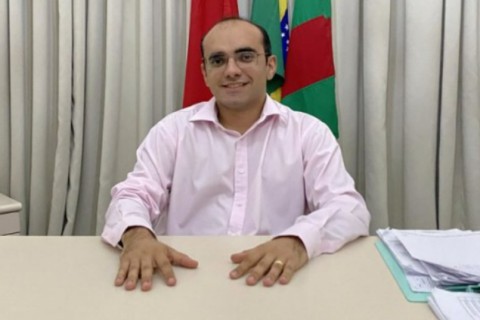 MPPB investiga prefeito de Brejo do Cruz, acusado de nepotismo