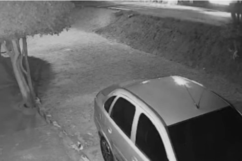 Vídeo mostra colisão entre moto e bicicleta que deixou duas pessoas feridas em Ibiara