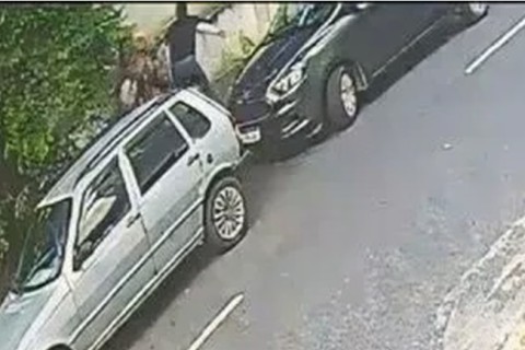 Motorista de APP suspeito de agredir passageira se apresenta e presta depoimento à polícia