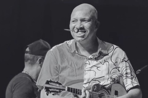 Anderson Leonardo, vocalista do Molejo, morre aos 51 anos