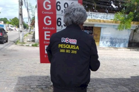 Procon constata variação de até 6,2% no litro da gasolina e menor preço é encontrado a R$ 5,67, em JP