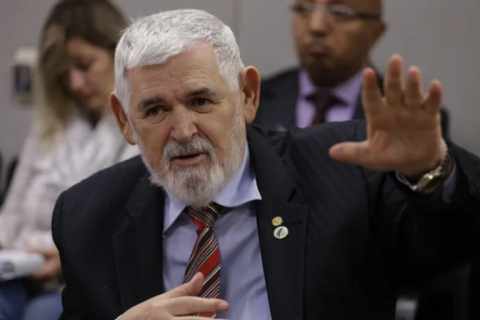 Setenta e sete lideranças petistas saem em defesa de Couto após fala de Jackson