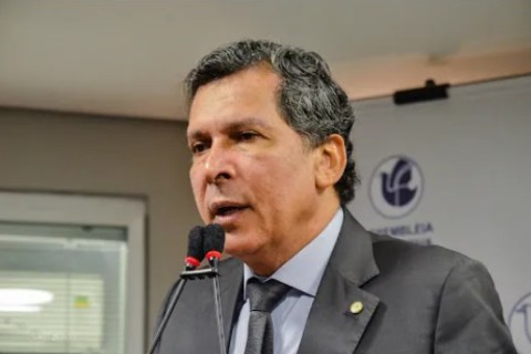 Pré-candidatura de Ricardo Barbosa está mantida em Cabedelo, diz João Azevêdo
